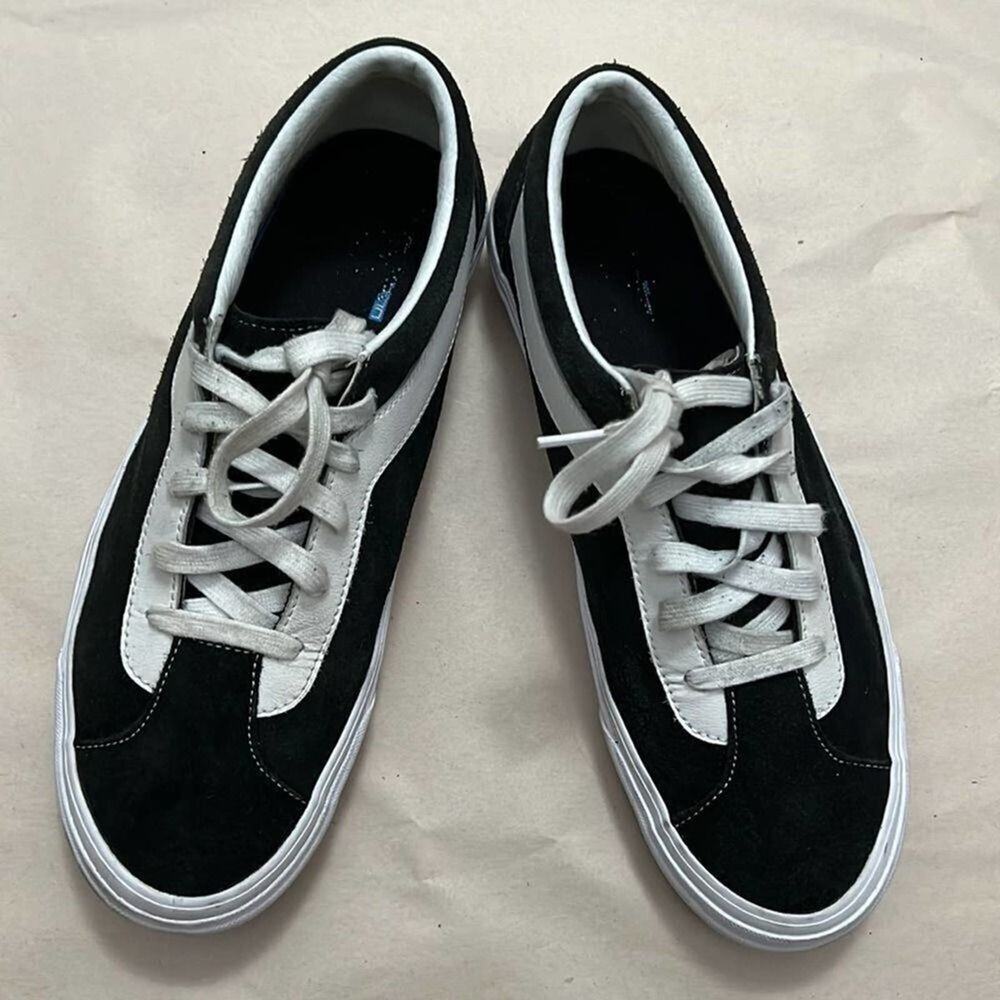 VANS BOLD NI ATHLETIC LOW TOP SNEAKERS SIZE 11